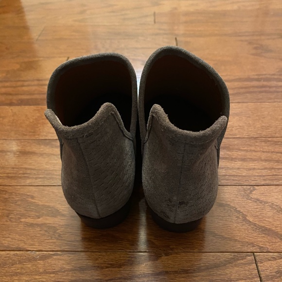NWB Lucky Brand booties size 8. - Picture 8 of 8
